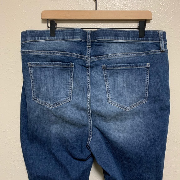 Torrid sky High skinny distressed jeans - Picture 4 of 8